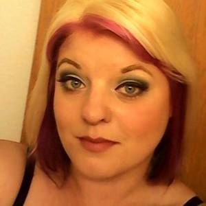 Meet your Posher, Kara