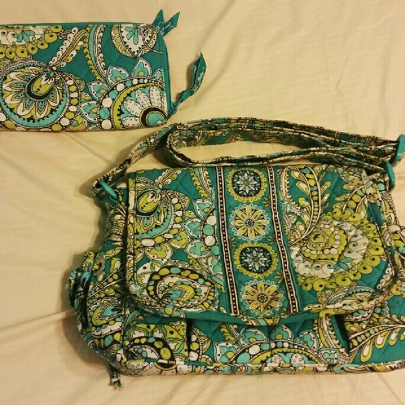 Vera Bradley shoulder bag with matching wallet