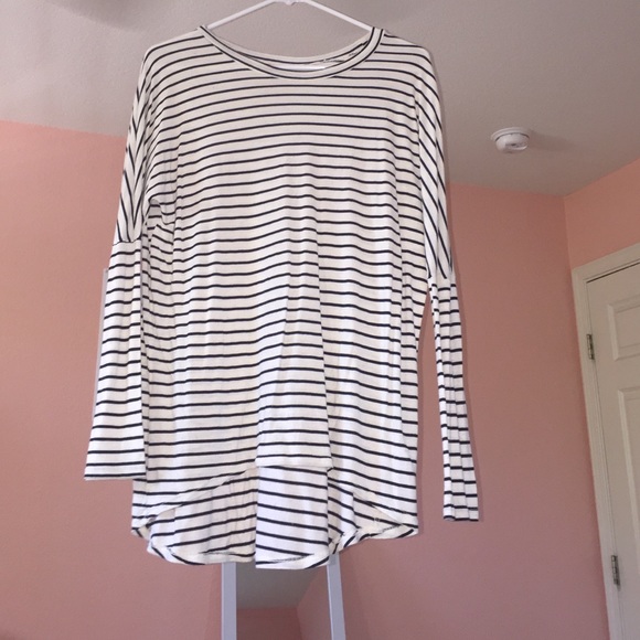 Basic striped tee