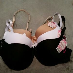 3- 38D bras NWT