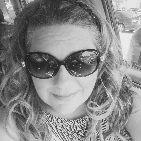 Meet your Posher, Tracey