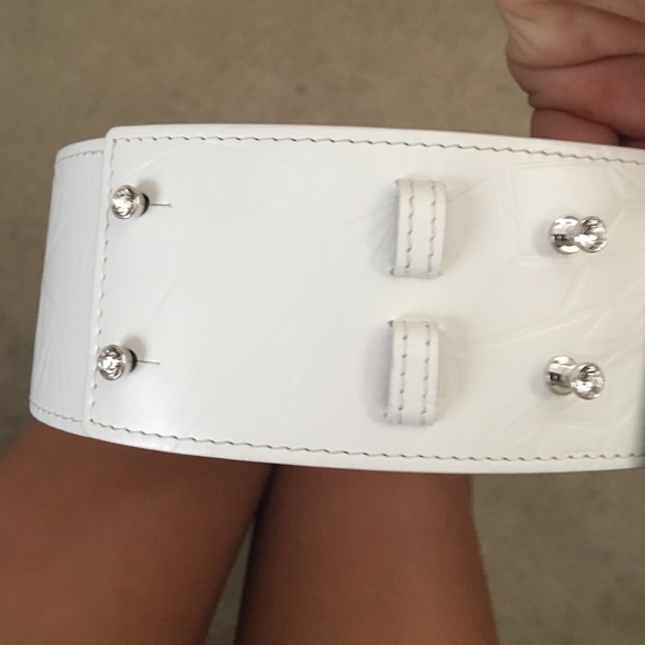 Swarovski belt in white