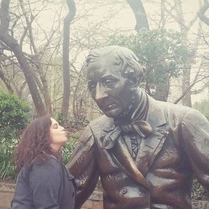 Meet your Posher, Sidney