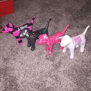 VS PINK mini dogs
