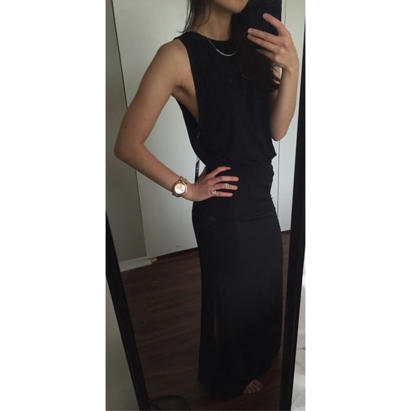 [LAST 1] • Basic Black Tank - Dropped Armholes - Picture 4 of 4