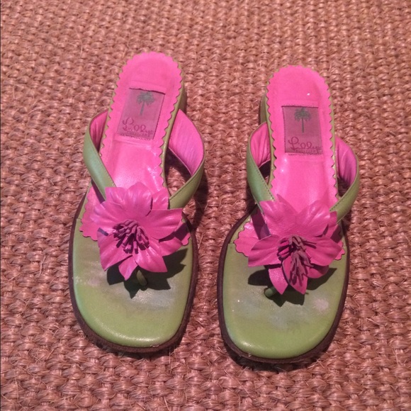 LILLY PULITZER Pink+Green Leather Sandal w:flower