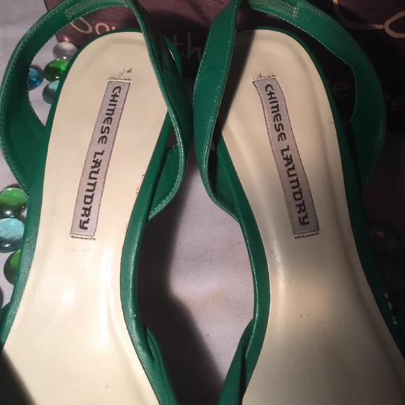 Chinese Laundry Peep toe Heels - Picture 2 of 4