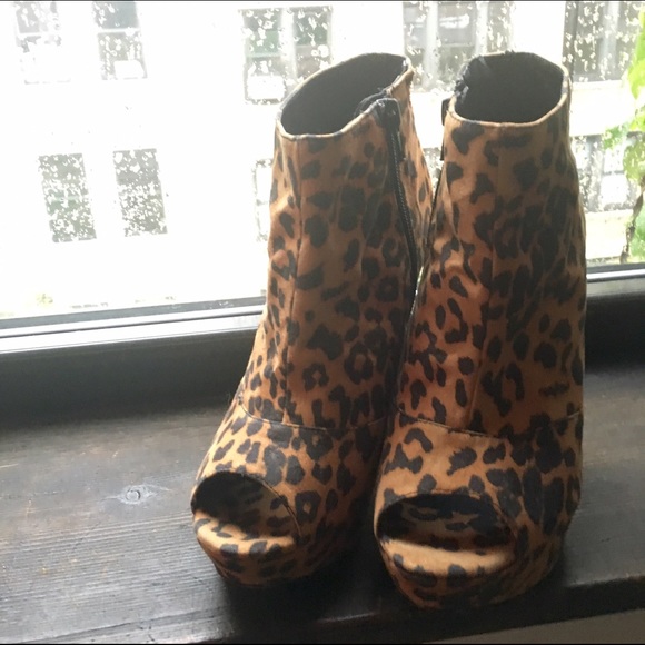 Cheetah print wedge open-toe heels