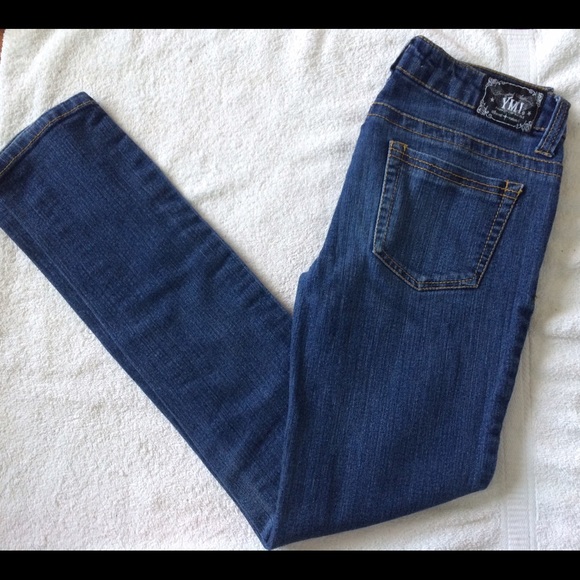 CLOSET CLEAN OUT JEANS - Picture 1 of 1
