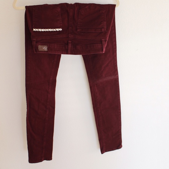 Paige Denim Peg Skinny Jean in Burgundy Size 24