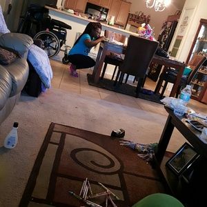 Meet your Posher, Keisha