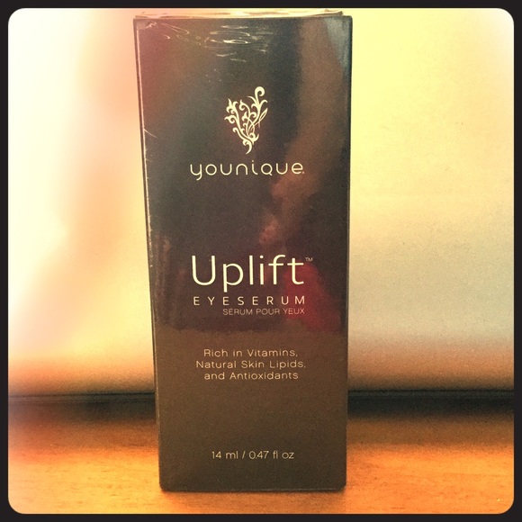 REDUCED!Younique Uplift Eyeserum - $27 off retail!