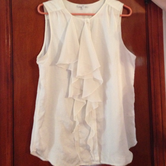 Gap sz large sheer Ruffled blouse