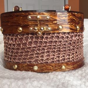 Vintage "Stylecraft of Miami" LUCITE handbag.