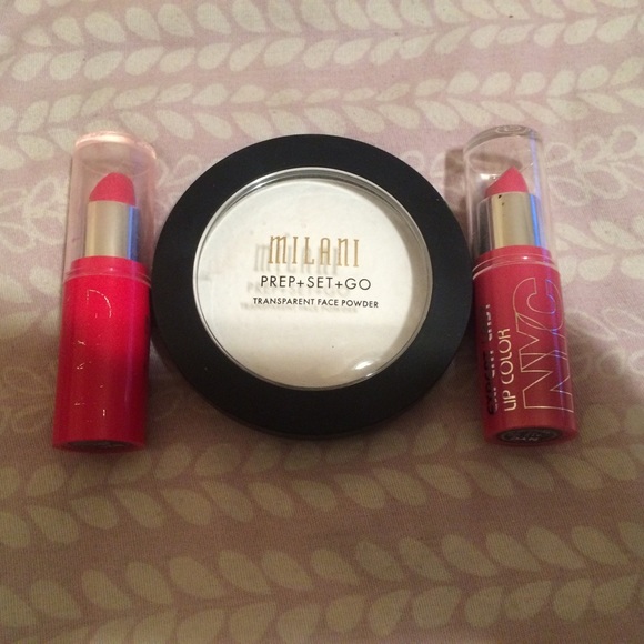 Makeup setting powder 2 lipsticks