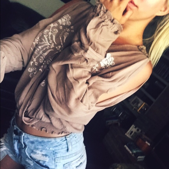 LAST ONE! Boho Chic Peasant Wrap Crop Top in Taupe - Picture 2 of 4