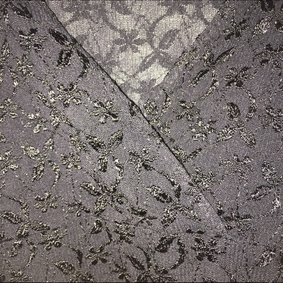 90's black embroidered tank - Picture 3 of 3