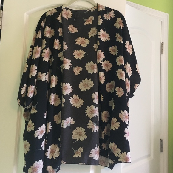 Floral kimono cardigan