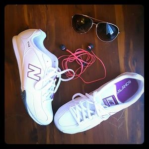 SALE !!!! New Balance Sneakers