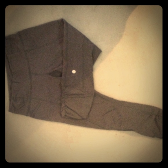 Lululemon crop pants