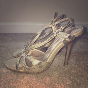 Gold high heels (size 5.5)