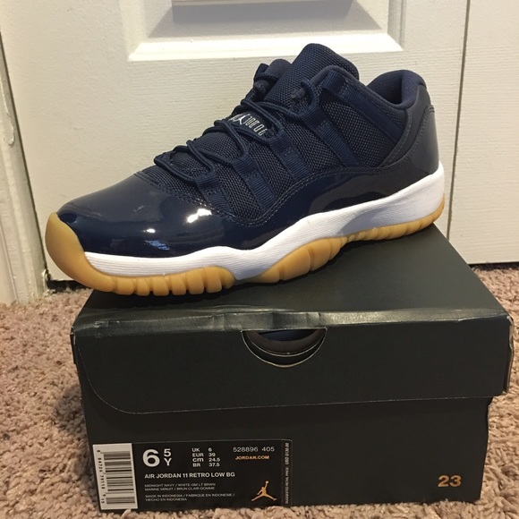 Jordan 11s