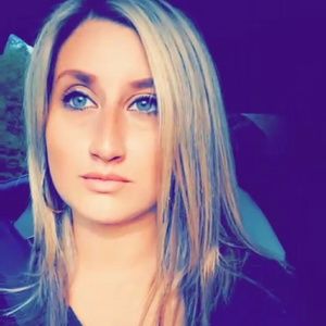 Meet your Posher, Nikki