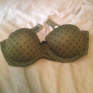 Green and black polkadot strapless bra!!