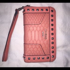 Guess wristlet/wallet