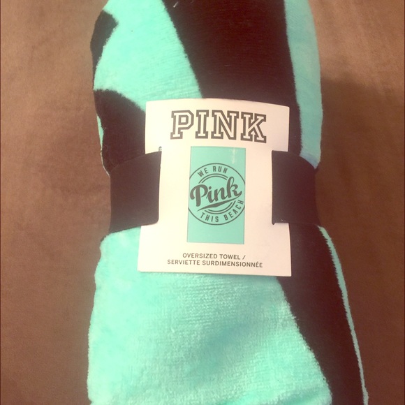 NWT VS PINK Oversized Beach Towel