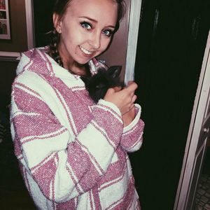 Meet your Posher, Madison