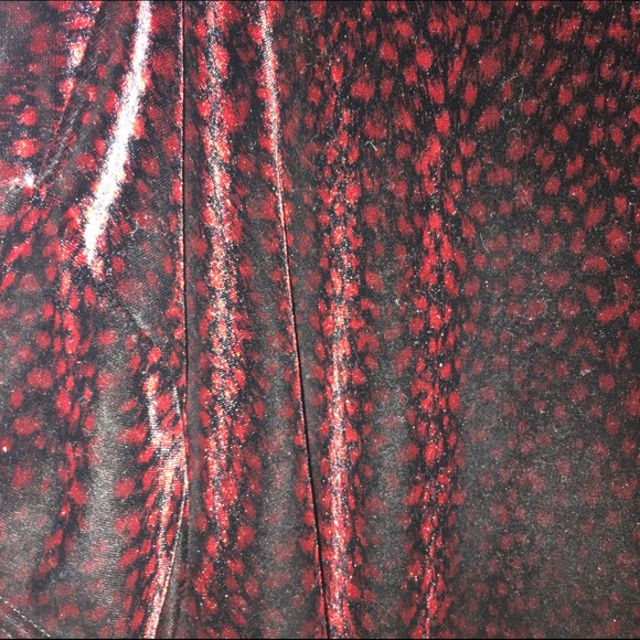 deep maroon/red mock neck velvet top - Picture 4 of 4