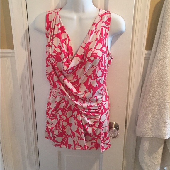 New York & Company Tops - 🎉HOST PICK🎉 NWT NY&Co top