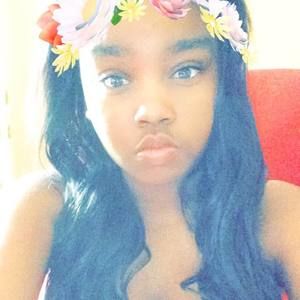 Meet your Posher, Kylee