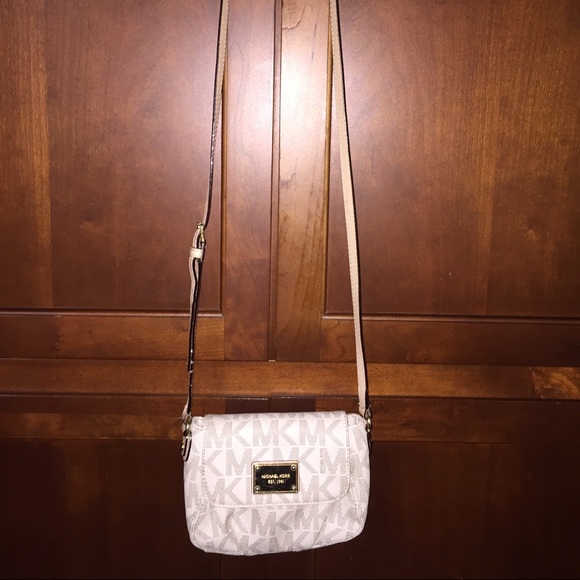 Authentic Michael Kors small crossbody
