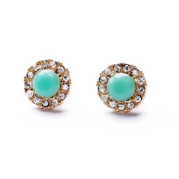 Lovely small mint stud earrings - Picture 2 of 6