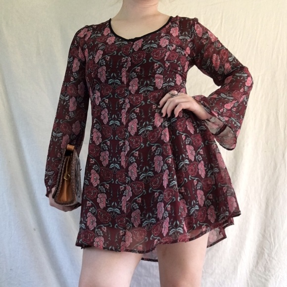 Band of Gypsies Dresses & Skirts - Bell Sleeve Floral Dress