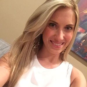 Meet your Posher, Deanna