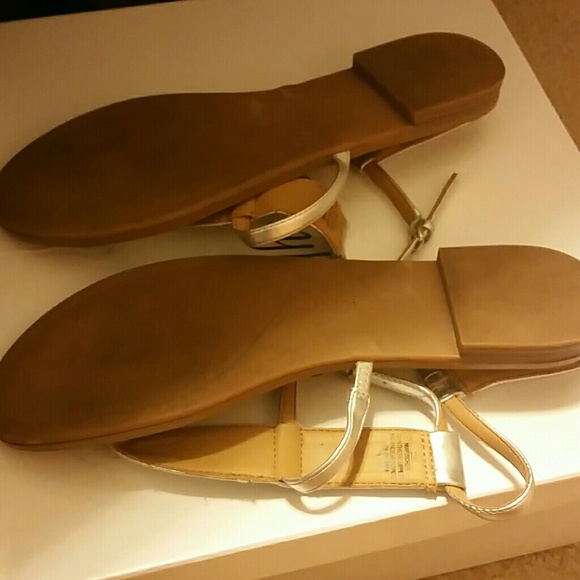 Sandals - Picture 2 of 2