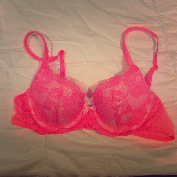 Victoria Secret Demi 34A