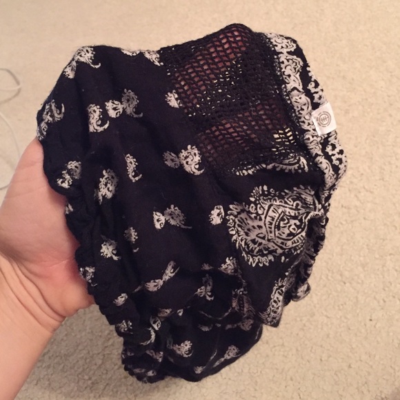 Element crop top - Picture 3 of 3