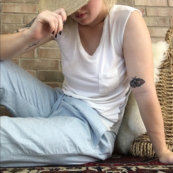 gap basic tee