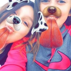 Meet your Posher, Alexis