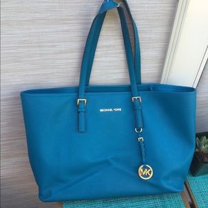 Michael Kors lap top bag