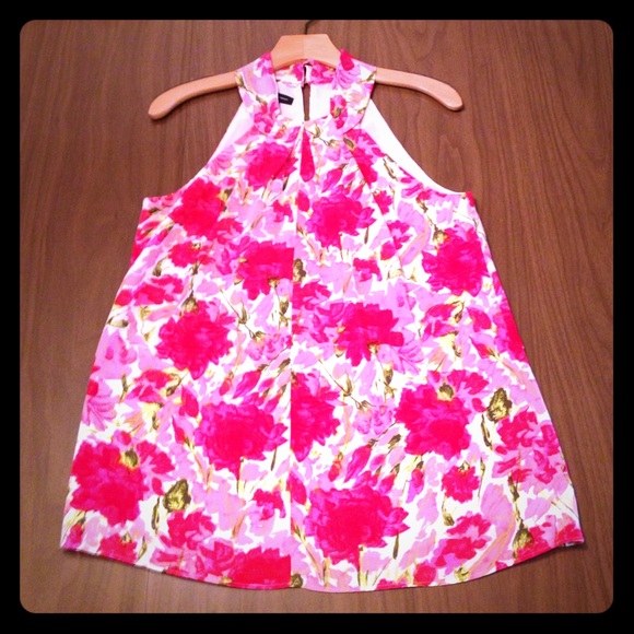 $79 INC Silk Halter Top 🌷6/13 HP!🌷🇺🇸$FIRM$🇺🇸