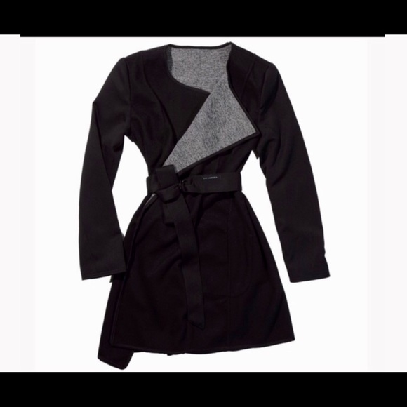 💕Lia Larrea Reversible Coat/Host Pick🎉 - Picture 3 of 4