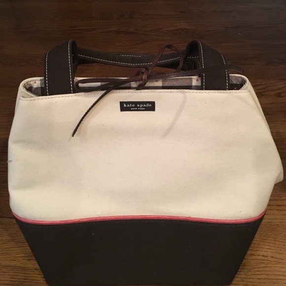 kate spade Handbags - Kate spade small tote kate spade Handbags - Kate spade small tote