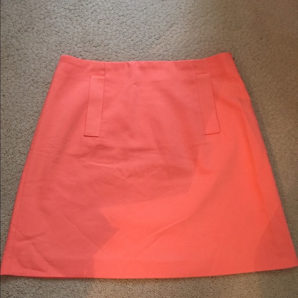 Zara basic skirt - coral size xs, fits small too!