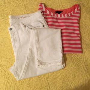 NWOT Gap girlfriend ankle cut jeans