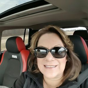 Meet your Posher, Joann